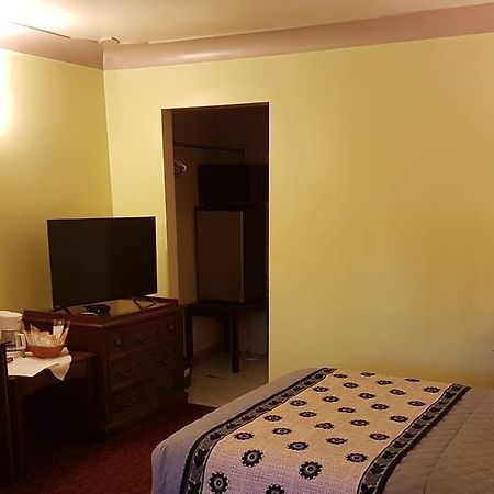 Capri Motel Порт-Колборн Экстерьер фото