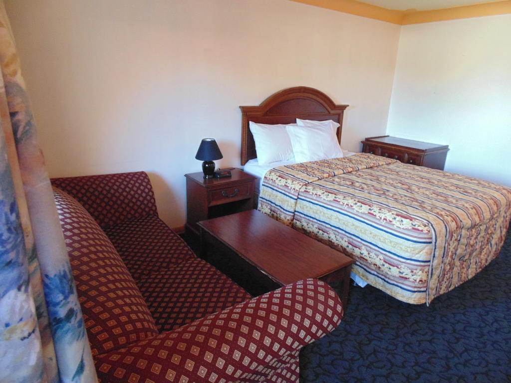 Capri Motel Порт-Колборн Номер фото